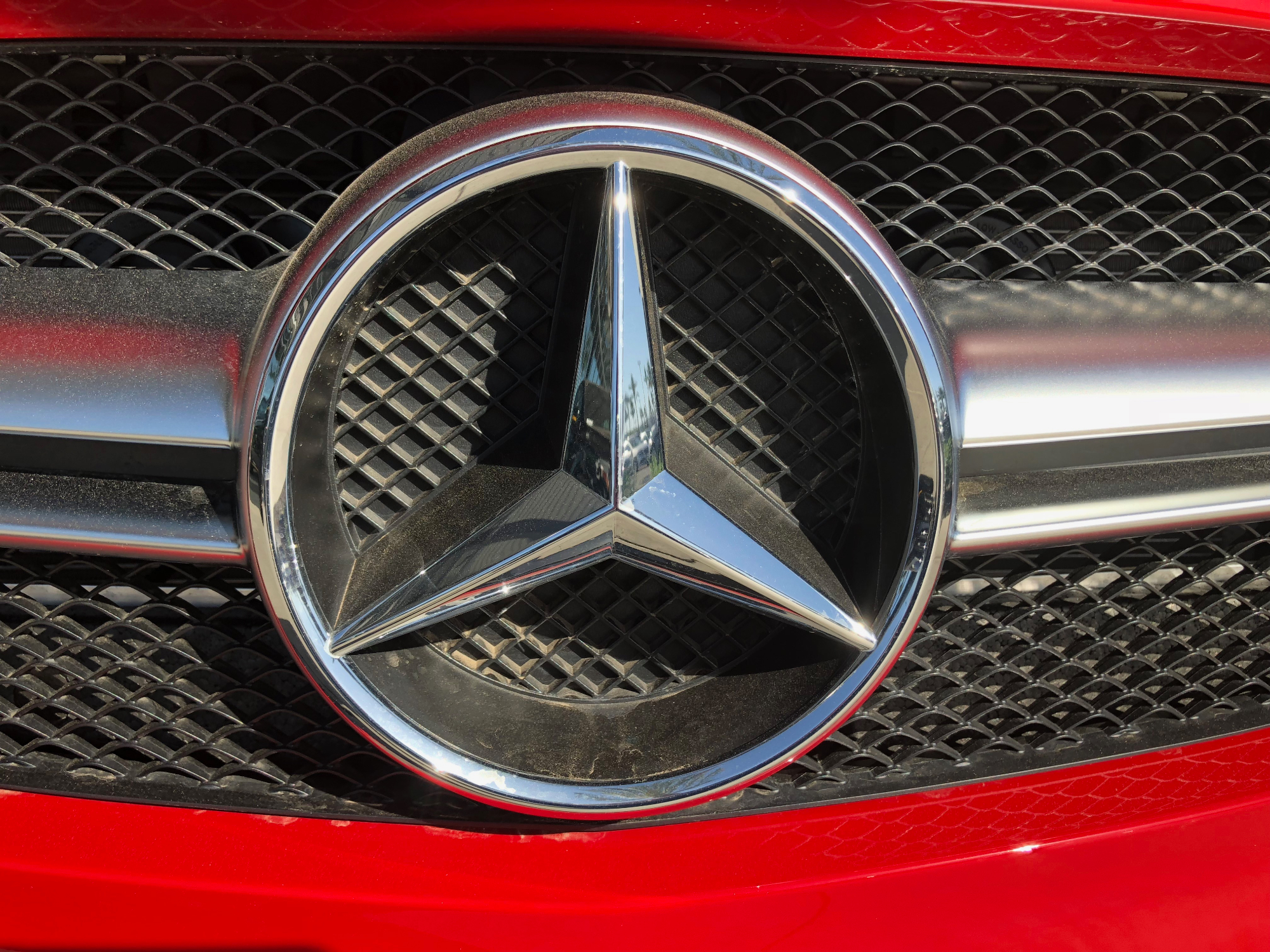 Nova Mercedes-Benzova avtomobilska dogodivščina